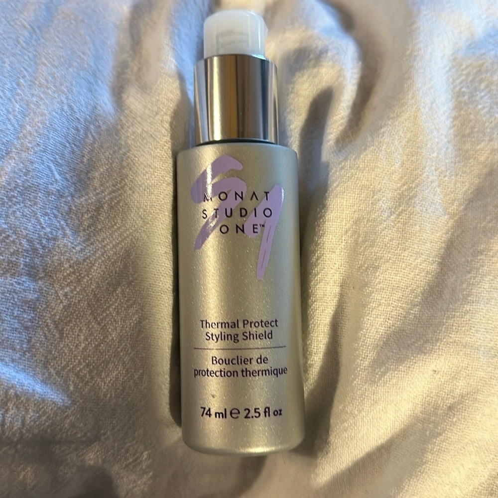 Monat Thermal Protect Styling Shield 2.5 oz travel size